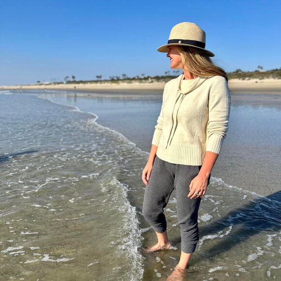 CAbi New Arrivals NWT:  Cabi Virtual Show 12/18/25 - Picture 12 of 16